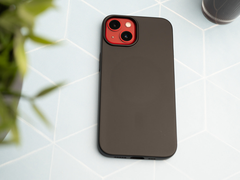 Silikonový kryt na iPhone 13 - Černý - 3